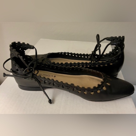 Via Spiga size 8 black leather slip-on flats with ankle tie - Picture 7 of 12